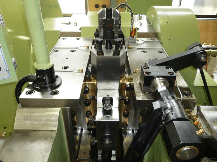 オープンダイス式ダブルヘッダー